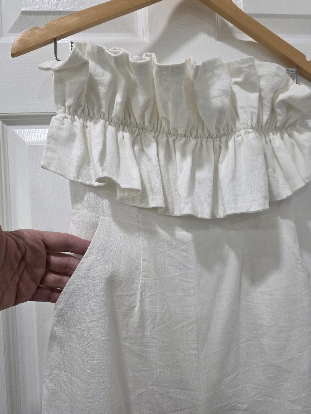 Princess Polly Hunter Mae Strapless Ruched Frill Playsuit Romper White Size 4 - Picture 7 of 16